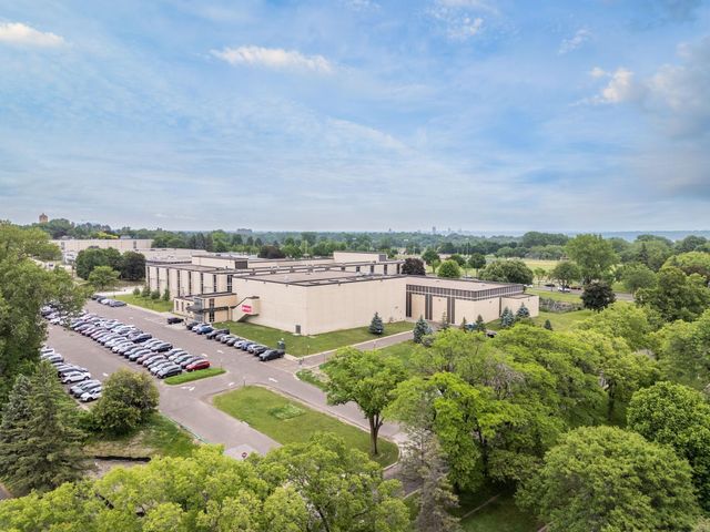2191 Edgcumbe Road, Saint Paul, MN 55116