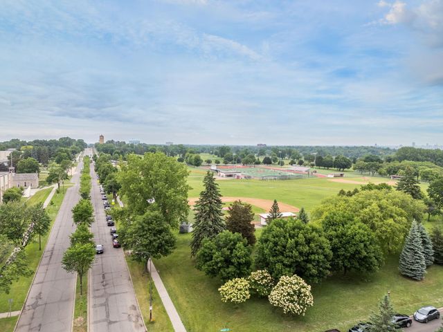 2191 Edgcumbe Road, Saint Paul, MN 55116