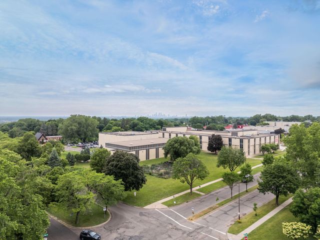 2191 Edgcumbe Road, Saint Paul, MN 55116