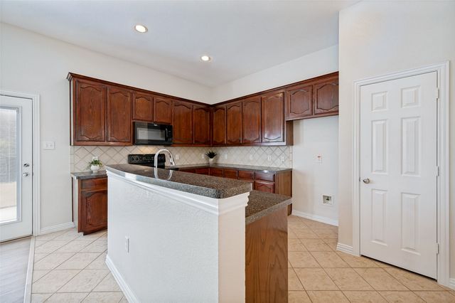 2113 Reston Drive, Mckinney, TX 75072