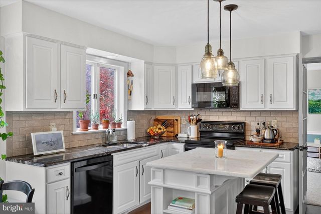 1809 BRUBAKER RUN RD, Lancaster, PA 17603