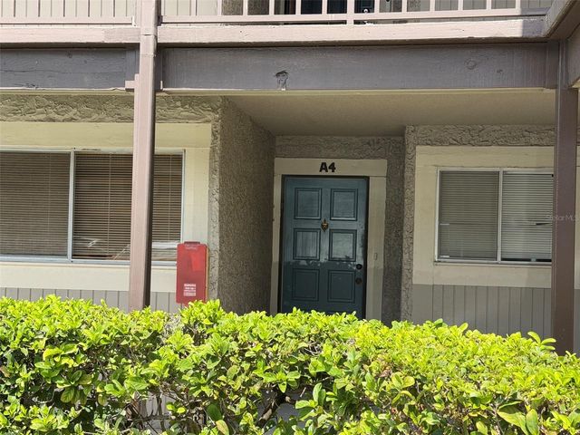 6308 NEWTOWN CIRCLE 8A4, Tampa, FL 33615