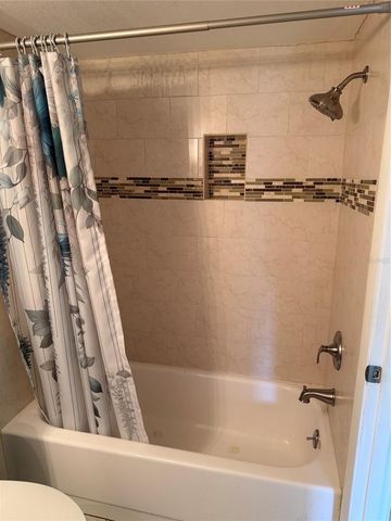 6308 NEWTOWN CIRCLE 8A4, Tampa, FL 33615
