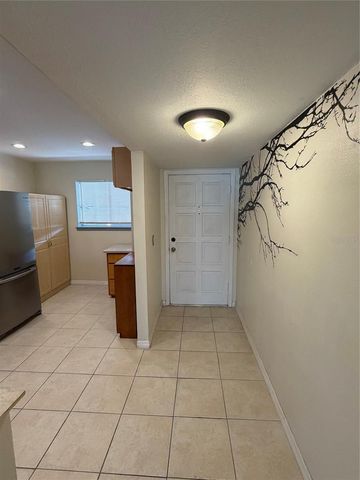 6308 NEWTOWN CIRCLE 8A4, Tampa, FL 33615