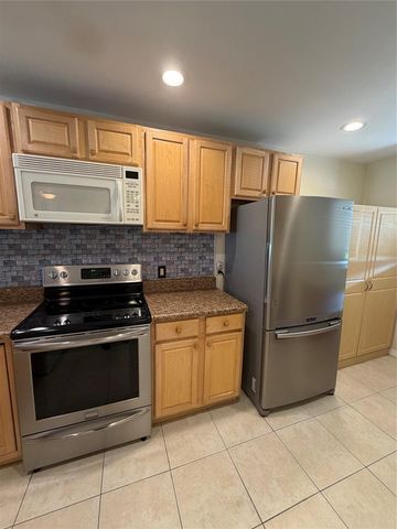 6308 NEWTOWN CIRCLE 8A4, Tampa, FL 33615