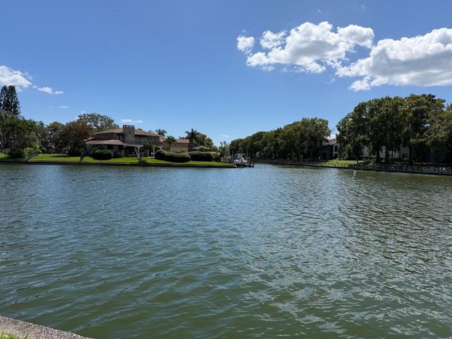 6308 NEWTOWN CIRCLE 8A4, Tampa, FL 33615