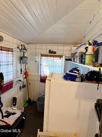 170 Old Niskayuna Road, Colonie, NY 12110