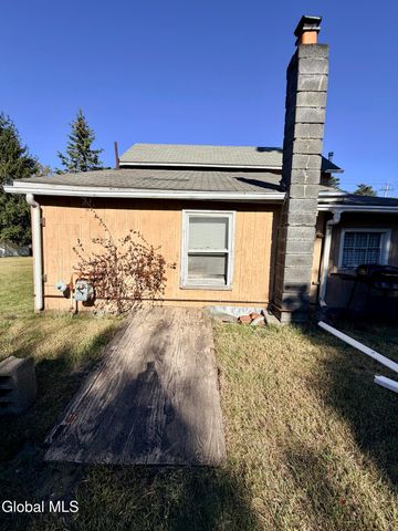 170 Old Niskayuna Road, Colonie, NY 12110