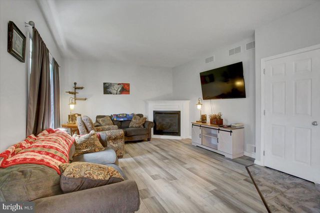350 HYKES ROAD EAST S, Greencastle, PA 17225