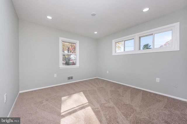 6822 HUNTINGTON DR, Baltimore, MD 21207