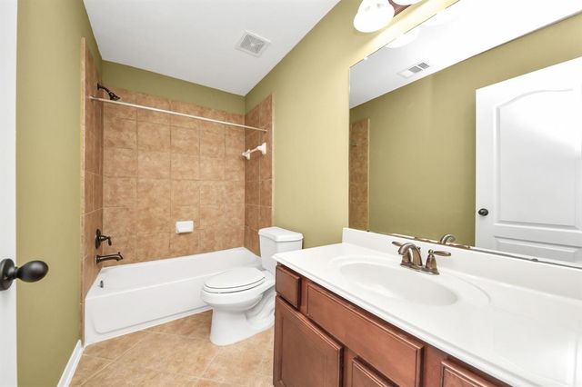 9407 Beryl Lake Drive, Rosharon, TX 77583