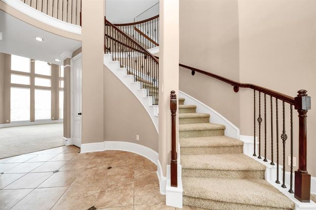 9407 Beryl Lake Drive, Rosharon, TX 77583