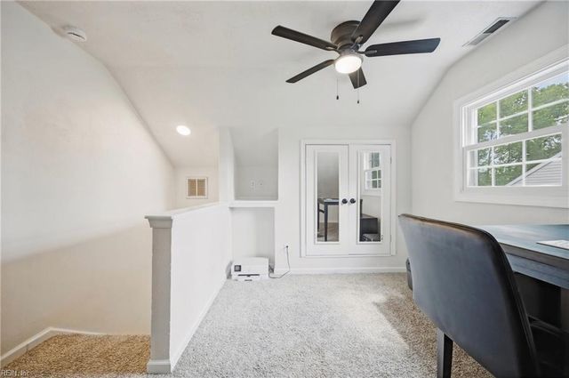 945 Aberdeen LN, Chesapeake, VA 23322