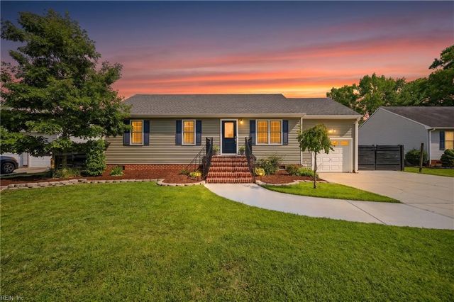 945 Aberdeen LN, Chesapeake, VA 23322