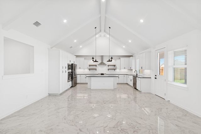 12107 Willow Way Avenue, Mont Belvieu, TX 77535