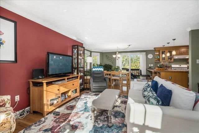 244 Winding Pond Road, Londonderry, NH 03053