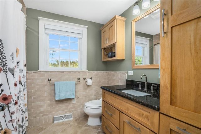 244 Winding Pond Road, Londonderry, NH 03053