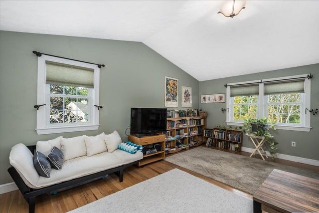 244 Winding Pond Road, Londonderry, NH 03053