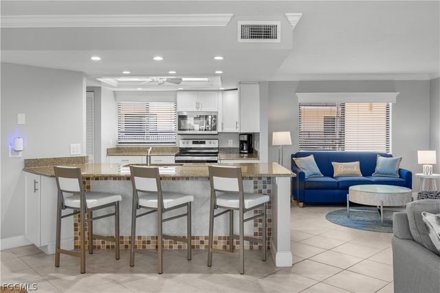 1401 Middle Gulf DR 305R, Sanibel, FL 33957