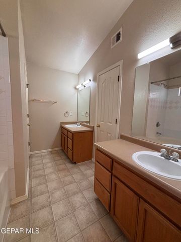 6164 River Park Place, El Paso, TX 79932