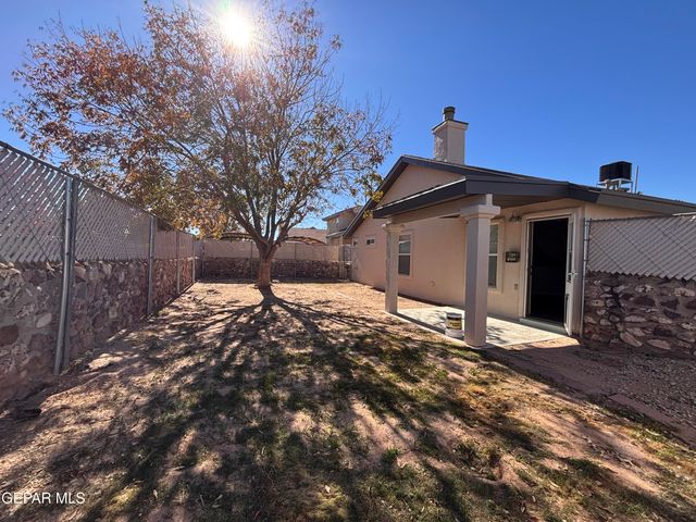 6164 River Park Place, El Paso, TX 79932