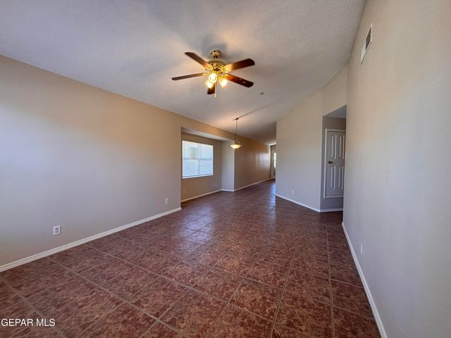 6164 River Park Place, El Paso, TX 79932