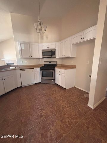 6164 River Park Place, El Paso, TX 79932