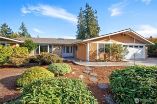 1672 185th Avenue NE, Bellevue, WA 98008