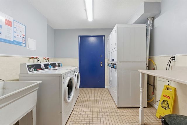 100 Governors Drive 118, Winthrop, MA 02152