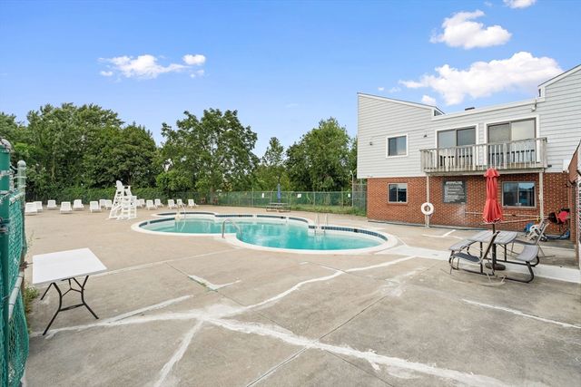 100 Governors Drive 118, Winthrop, MA 02152