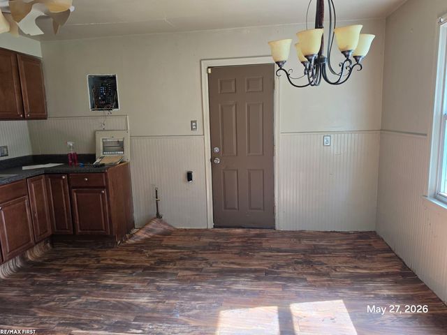 17304 Lincoln Avenue, Eastpointe, MI 48021