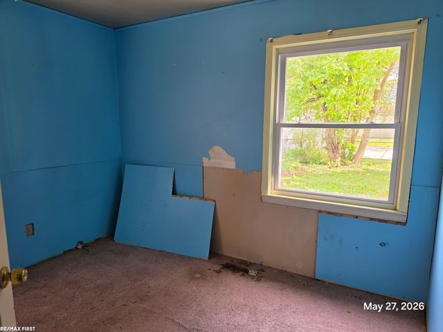 17304 Lincoln Avenue, Eastpointe, MI 48021