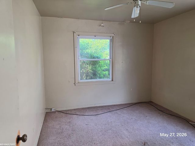 17304 Lincoln Avenue, Eastpointe, MI 48021