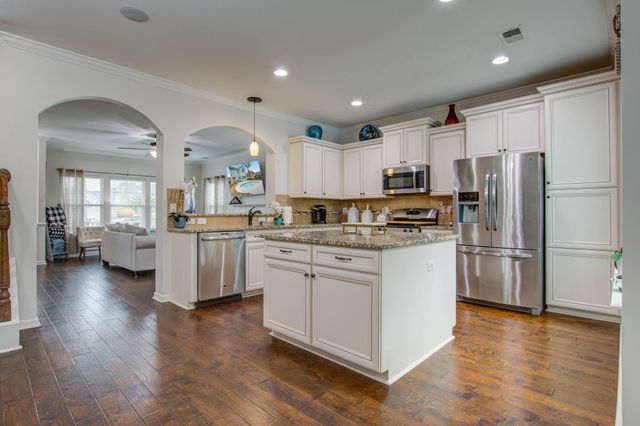 128 Daniels Ridge Drive, Summerville, SC 29485
