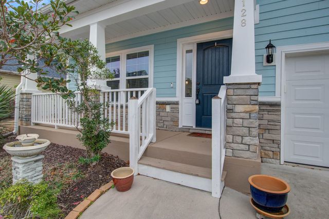128 Daniels Ridge Drive, Summerville, SC 29485
