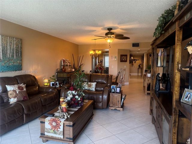 1100 SW 130th Avenue 401H, Pembroke Pines, FL 33027