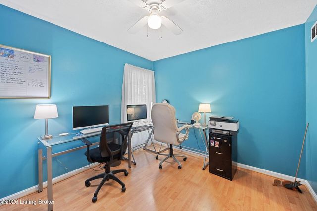3914 Bayonne Ct, Jeffersontown, KY 40299
