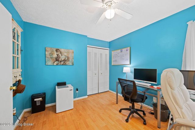 3914 Bayonne Ct, Jeffersontown, KY 40299