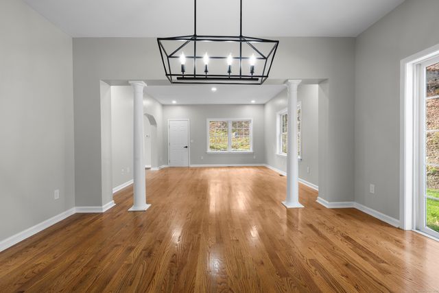 295 Haviland Road, Stamford, CT 06903