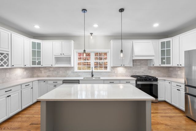 295 Haviland Road, Stamford, CT 06903