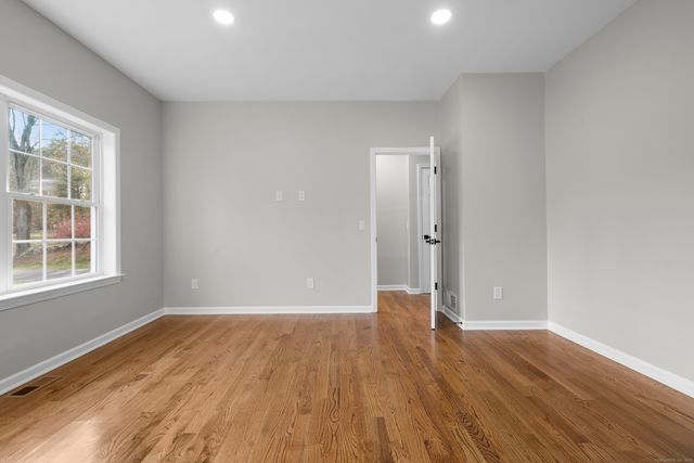 295 Haviland Road, Stamford, CT 06903