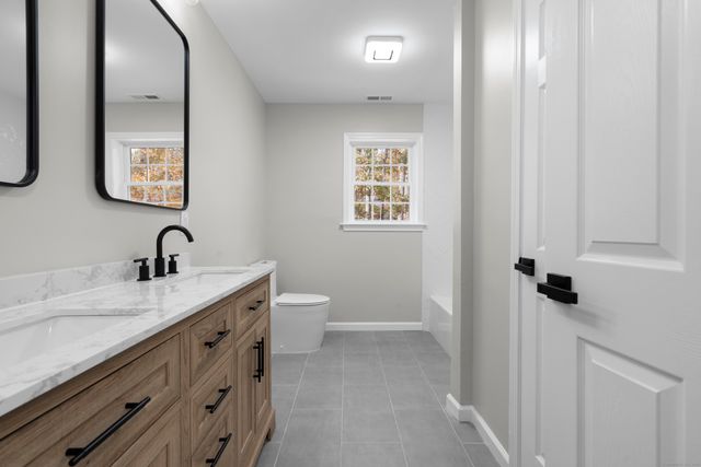 295 Haviland Road, Stamford, CT 06903