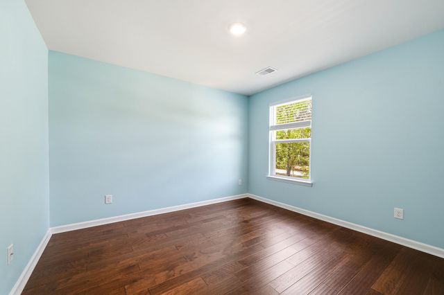1067 Sago Palm Court, Mount Pleasant, SC 29429