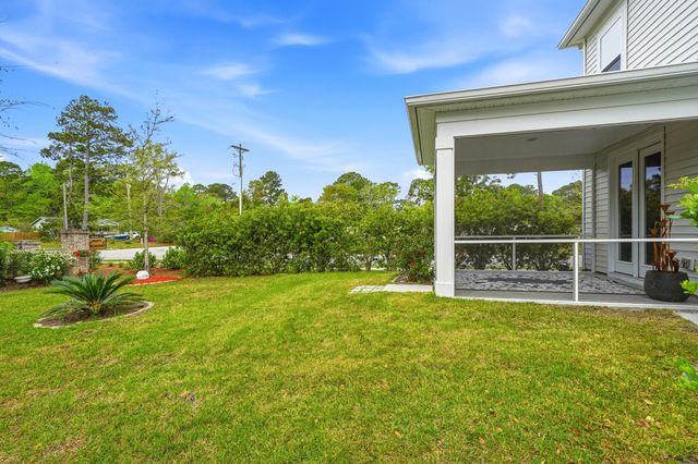1067 Sago Palm Court, Mount Pleasant, SC 29429