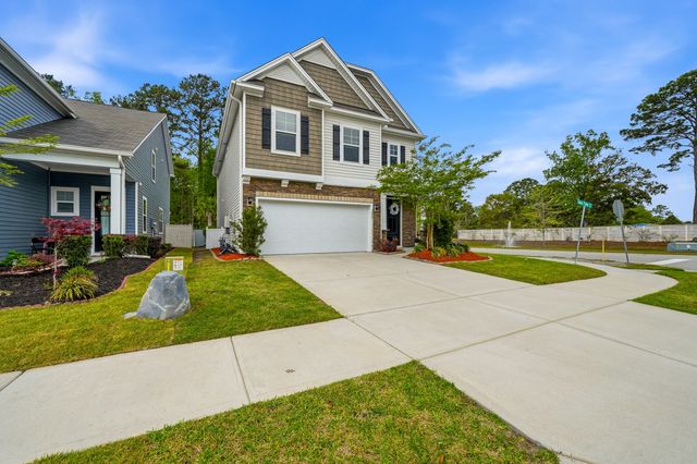 1067 Sago Palm Court, Mount Pleasant, SC 29429