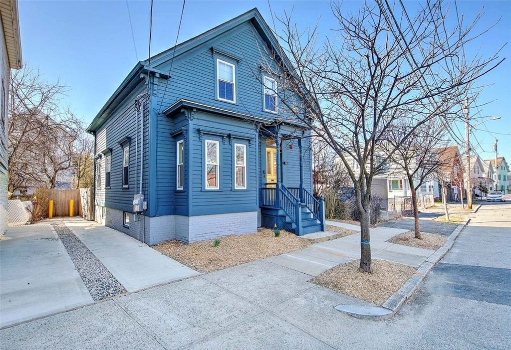 78 Stanwood Street, Providence, RI 02907