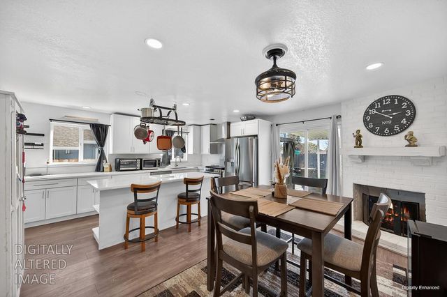 6212 Wildomar Way, Carmichael, CA 95608