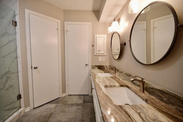 2706 Woodland Grove Drive, Houston, TX 77339