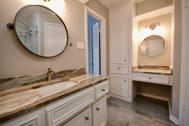 2706 Woodland Grove Drive, Houston, TX 77339