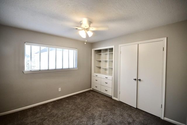 2706 Woodland Grove Drive, Houston, TX 77339